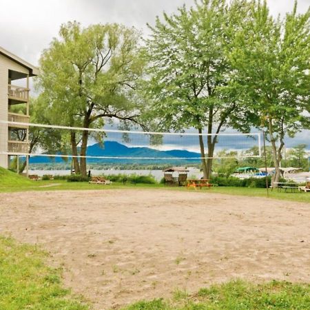 Magog Waterfront Condo Extérieur photo