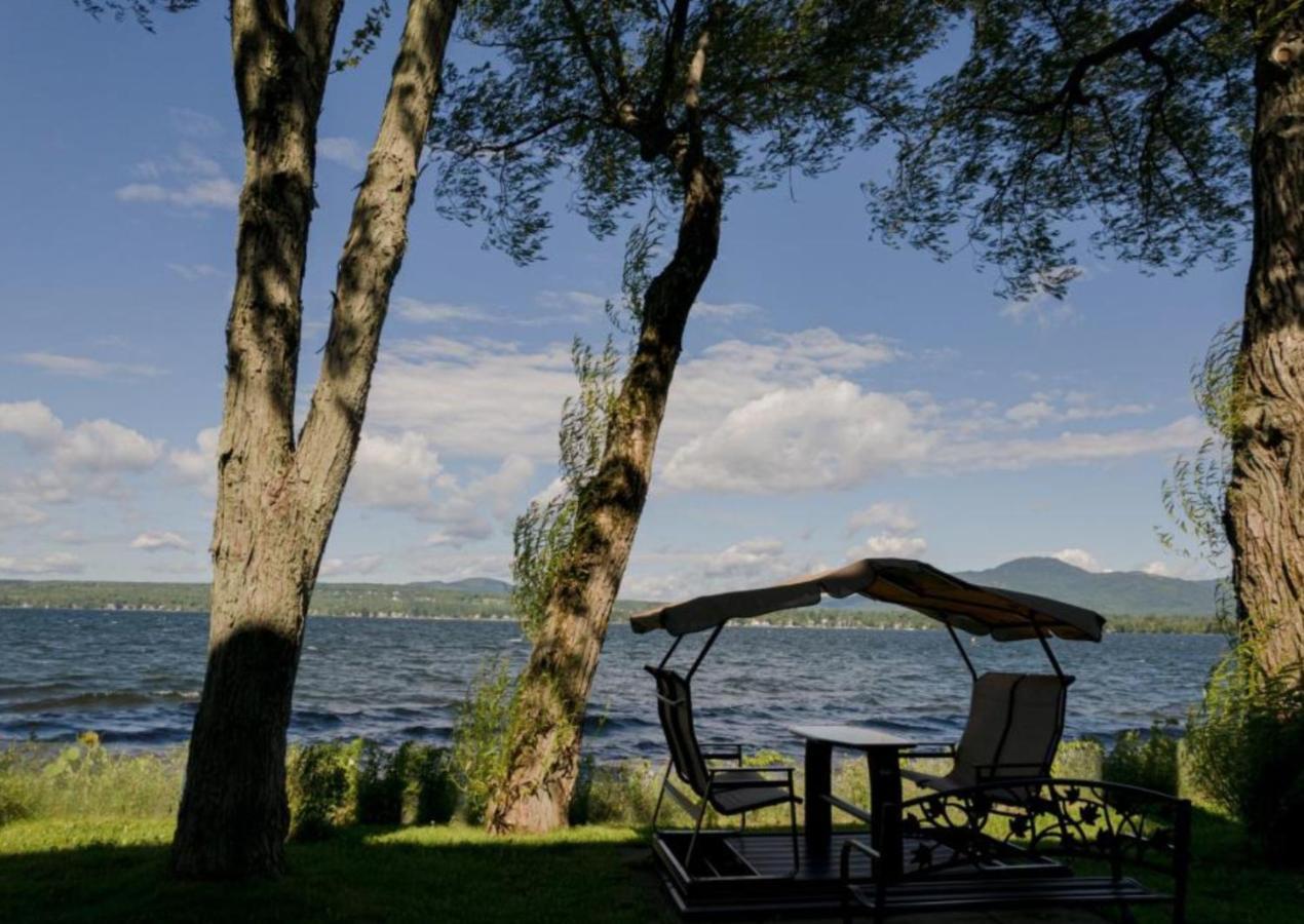 Magog Waterfront Condo Extérieur photo